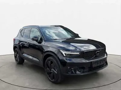 Gebraucht Volvo XC40 Plus 163 PS (119 kW) 2025 Schwarz SUV