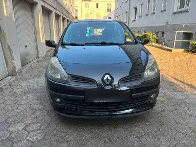 Gebraucht Renault Clio 75 PS (55 kW) 2006 Schwarz Kleinwagen