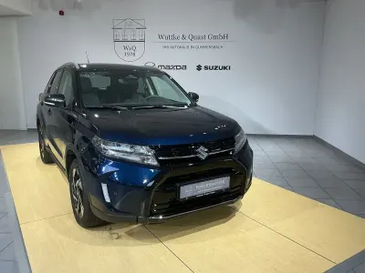 Gebraucht Suzuki Vitara Comfort+ 102 PS (75 kW) 2025 Blau SUV