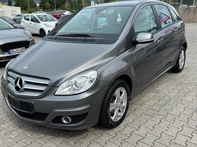 Mercedes B200