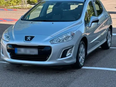 Gebraucht Peugeot 308 120 PS (88 kW) 2012 Silber Kombi