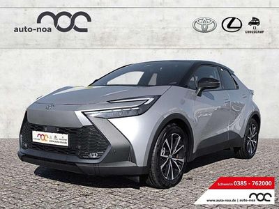 Gebraucht Toyota C-HR Team 140 PS (102 kW) 2024 Silver metallic (1l0)/ black ( SUV