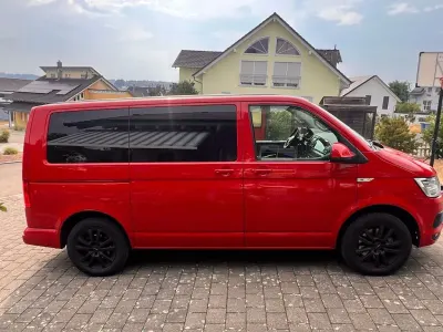 Gebraucht VW Multivan 204 PS (150 kW) 2016 Rot Van / Kleinbus