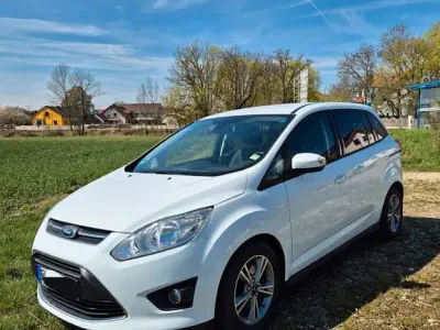 Gebraucht Ford Grand C-Max SYNC Edition 125 PS (91 kW) 2013 Weiß Van / Kleinbus