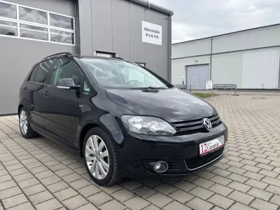 Używany VW Golf VII Life 122 KM (89 kW) 2013 Czarny Sedan/Limuzyna