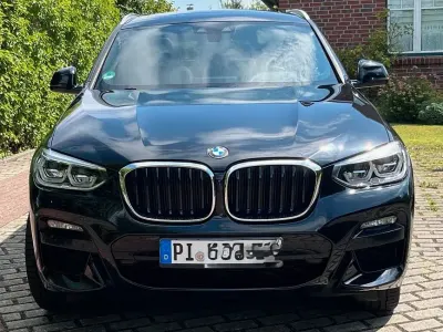 Gebraucht BMW X4 M Sport 252 PS (185 kW) 2021 Schwarz SUV