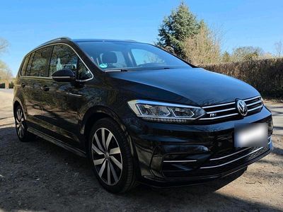 Używany VW Multivan R-line 193 KM (141 kW) 2017 Czarny Minivan