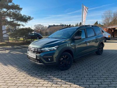 Neu Dacia Jogger Extreme 101 PS (74 kW) 2025 Grün Van / Kleinbus