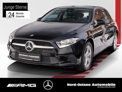 Gebraucht Mercedes A250 Style 160 PS (117 kW) 2022 Unilack nachtschwarz Limousine