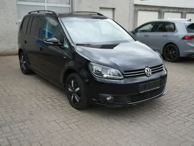 Gebraucht VW Touran Match 140 PS (102 kW) 2012 Schwarz Van / Kleinbus