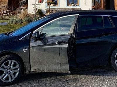 Gebraucht Opel Astra 136 PS (100 kW) 2016 Schwarz Limousine