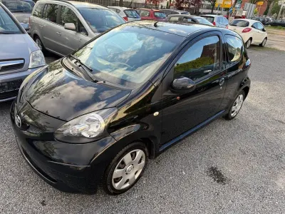 Używany Toyota Aygo City 68 KM (50 kW) 2006 Czarny Hatchback