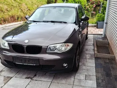 Gebraucht BMW 116 122 PS (89 kW) 2005 Braun Kleinwagen