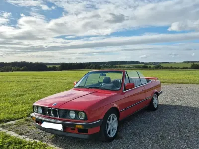 Gebraucht BMW 320 130 PS (95 kW) 1989 Rot Cabrio