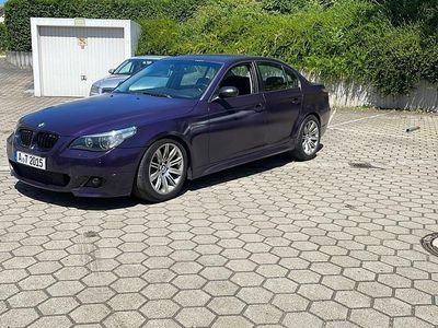 BMW 523