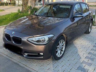 Usata BMW 116 Sport Line 136 CV (100 kW) 2014 Marrone Utilitaria