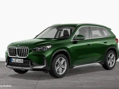 Gebraucht BMW X1 Sport Line 204 PS (150 kW) 2025 Grün SUV