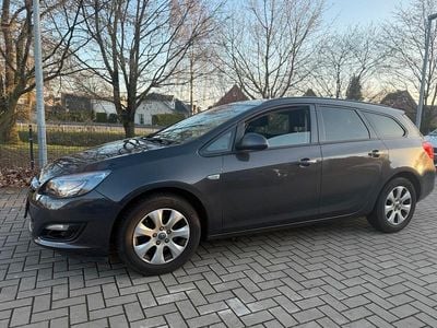 Gebraucht Opel Astra 136 PS (100 kW) 2015 Grau Kombi