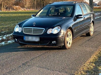 Gebraucht Mercedes C200 Classic 163 PS (119 kW) 2005 Blau Kombi