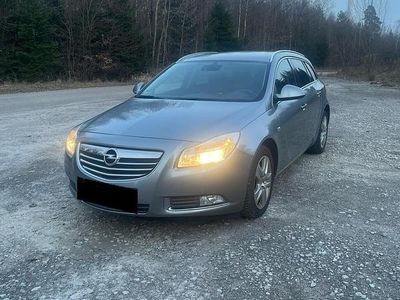 Gebraucht Opel Insignia 160 PS (117 kW) 2012 Blau Kombi