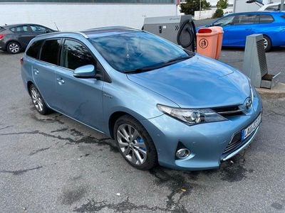 Toyota Auris Hybrid