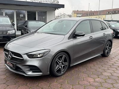 Gebraucht Mercedes B200 AMG line 150 PS (110 kW) 2019 Grau Van / Kleinbus
