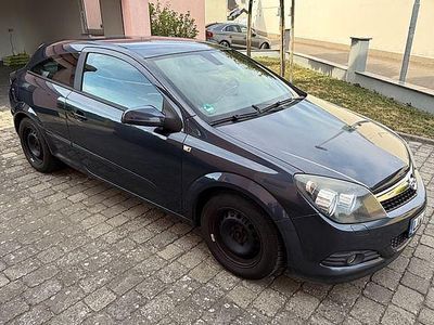 Opel Astra GTC