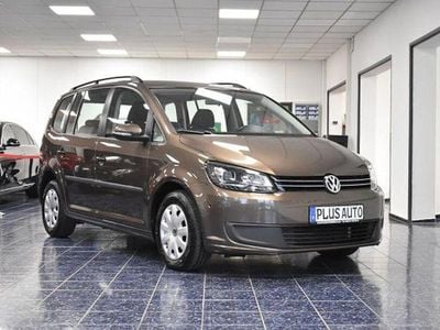 Braun Gebraucht 2015 VW Touran Van / Kleinbus | 9.470 € (Guter Preis)
