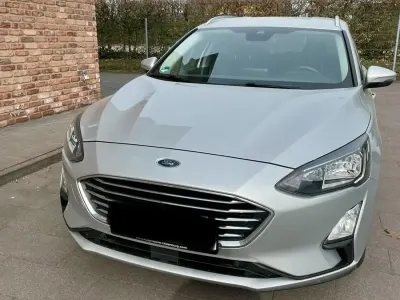 Używany Ford Focus Titanium 120 KM (88 kW) 2021 Srebrny Kombi