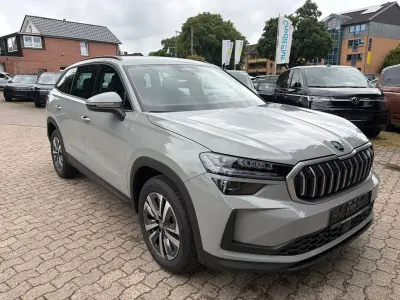 Neu Skoda Kodiaq Selection 150 PS (110 kW) 2026 Stahl grau SUV