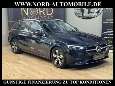 Gebraucht Mercedes C200 Avantgarde 163 PS (119 kW) 2022 Blau Kombi