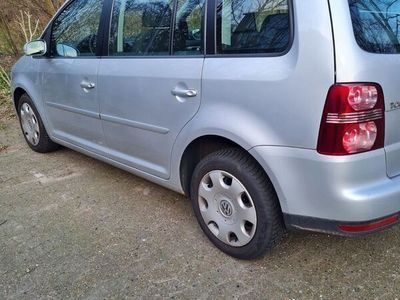 gebraucht VW Touran 2.0 TDI 103kW DPF