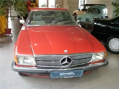 Gebraucht Mercedes 350 194 PS (142 kW) 1979 Rot