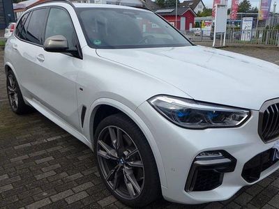Gebraucht BMW X5 M50 Comfort Edition 400 PS (294 kW) 2020 Mineralweiss metallic SUV