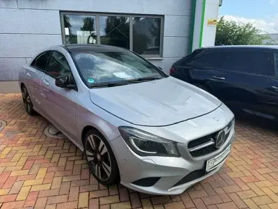 Gebraucht Mercedes CLA200 156 PS (114 kW) 2013 Silber Coupé