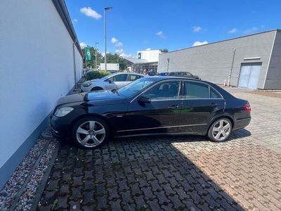 Mercedes E220