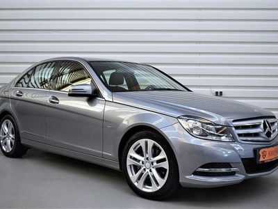 Silber Gebraucht 2012 Mercedes C180 Avantgarde Limousine | 19.990 €