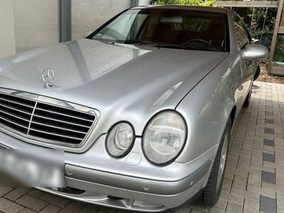 gebraucht Mercedes CLK320 Sammler-Zustand innen wie neu