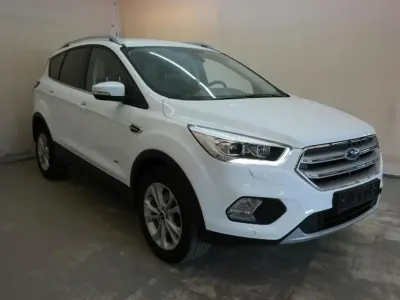 Gebraucht Ford Kuga Titanium 150 PS (110 kW) 2018 Weiß SUV