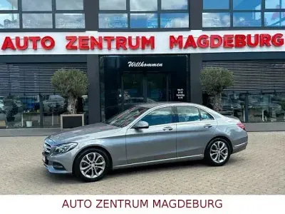 Gebraucht Mercedes C200 Avantgarde 184 PS (135 kW) 2014 Silber Limousine