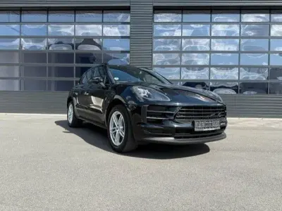 Gebraucht Porsche Macan Basis 245 PS (180 kW) 2020 Schwarz SUV