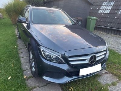 Grau Gebraucht 2015 Mercedes C220 Avantgarde Limousine | 13.200 € (Guter Preis)