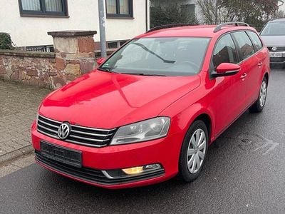 Rot Gebraucht 2012 VW Passat Kombi | 5.000 € (Guter Preis)