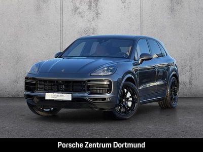 Grau Gebraucht 2018 Porsche Cayenne Turbo SUV | 72.500 € (Fairer Preis)