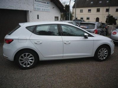 Gebraucht Seat Leon Style 105 PS (77 kW) 2012 Weiß Limousine
