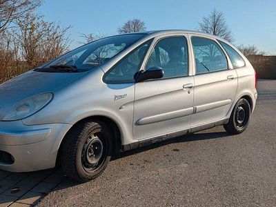 Gebraucht Citroën Xsara Picasso 109 PS (80 kW) 2006 Silber Van / Kleinbus