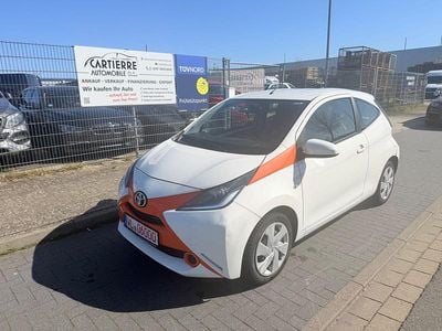 Gebraucht Toyota Aygo X-play 72 PS (52 kW) 2017 Weiß Kleinwagen