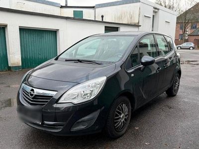 Gebraucht Opel Meriva 101 PS (74 kW) 2012 Schwarz Van / Kleinbus