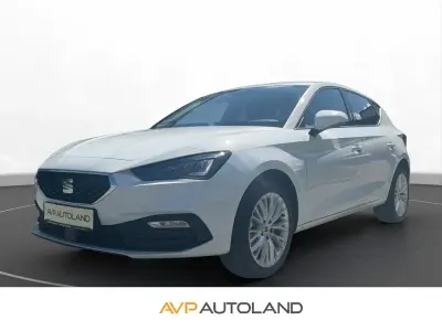 Neu Seat Leon 150 PS (110 kW) 2026 Weiß Limousine