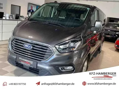 Gebraucht Ford Tourneo Trend 131 PS (96 kW) 2022 Grau Van / Kleinbus